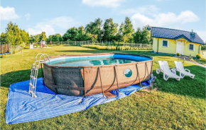 Pet Friendly Home In Dabki With Kitchenette, Dąbki